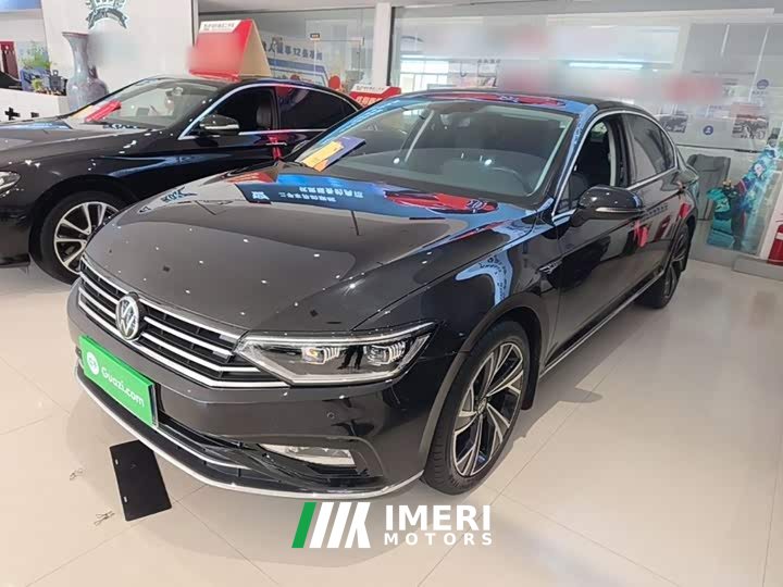 Volkswagen Magotan 330TSI DSG Luxury
