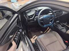 Lexus ES 200 Excellence Edition - ფოტო 15