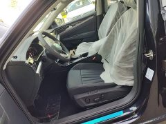 Volkswagen Passat Outstanding Edition 380TSI Dragon Ascendant Version - ფოტო 14