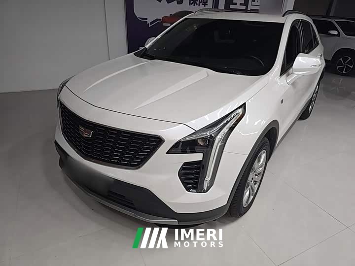 Cadillac XT4 28T FWD Luxury