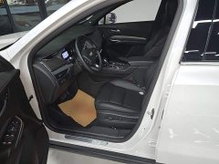 Cadillac XT4 28T FWD Luxury - ფოტო 14