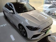Mercedes-Benz C-Class Facelift C 200 L Sport Edition - ფოტო 3