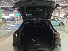 Tesla Model Y Rear-Wheel Drive - photo 18