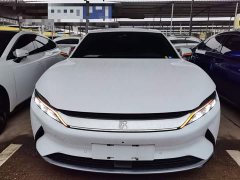 BYD Han EV Standard Range Luxury - фото 2