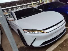 BYD Han EV Standard Range Luxury - фото 3