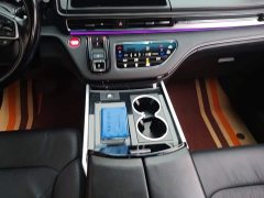 Honda Elysion 2.0L e:HEV Luxury Prestige Edition - ფოტო 13
