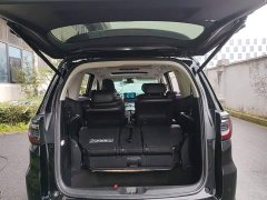 Honda Elysion 2.0L e:HEV Luxury Prestige Edition - ფოტო 18