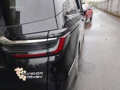 Honda Elysion 2.0L e:HEV Luxury Prestige Edition - ფოტო 7