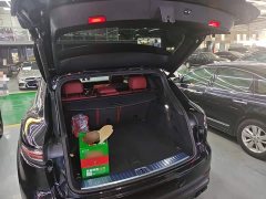 Porsche Cayenne New Energy Cayenne E-Hybrid 2.0T - ფოტო 18