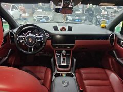 Porsche Cayenne New Energy Cayenne E-Hybrid 2.0T - ფოტო 9