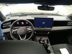 Volkswagen Tiguan L PRO 380TSI AWD R-Line Premium Edition - ფოტო 9