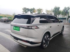 Dongfeng eπ008 210Ultra Extended Range 5-Seater - photo 6