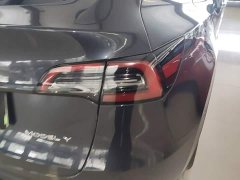 Tesla Model Y Rear-Wheel Drive - photo 7