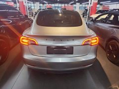 Tesla Model 3 Rear-Wheel Drive - photo 5