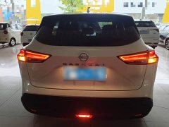 Nissan Qashqai 1.3T CVT Luxury Edition - ფოტო 5