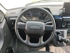 Iveco Daily 2.5T A35M1 Short Wheelbase Mid-Roof Dual Rear Wheels Side Sliding Door 5-9 Seater - ფოტო 10