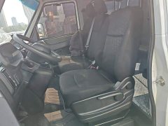 Iveco Daily 2.5T A35M1 Short Wheelbase Mid-Roof Dual Rear Wheels Side Sliding Door 5-9 Seater - ფოტო 14