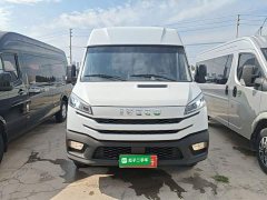 Iveco Daily 2.5T A35M1 Short Wheelbase Mid-Roof Dual Rear Wheels Side Sliding Door 5-9 Seater - ფოტო 2