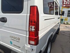 Iveco Daily 2.5T A35M1 Short Wheelbase Mid-Roof Dual Rear Wheels Side Sliding Door 5-9 Seater - ფოტო 7