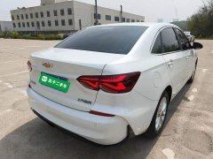 Chevrolet Cruze 1.5L Dual-Clutch Deluxe Edition - ფოტო 4