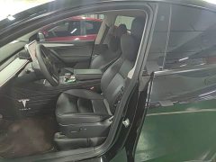 Tesla Model Y Rear-Wheel Drive - ფოტო 14