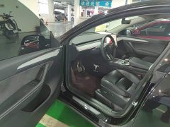 Tesla Model Y Rear-Wheel Drive - ფოტო 15