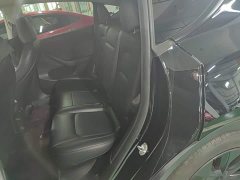 Tesla Model Y Rear-Wheel Drive - ფოტო 16