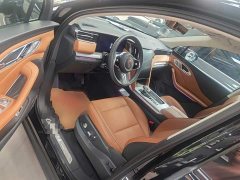 FAW Red Flag HS7 PHEV 2.0T PHEV AWD 2 Million Units Anniversary Edition 6-Seater - ფოტო 15