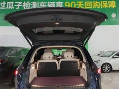 NIO ES8 Six-Seat Executive Signature Edition - ფოტო 17