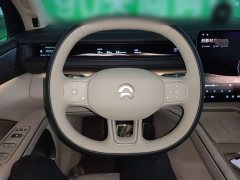 NIO ES8 Six-Seat Executive Signature Edition - ფოტო 9