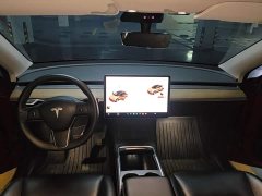 Tesla Model Y Rear-Wheel Drive - ფოტო 9