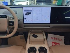 Li Auto i8 Standard Edition - ფოტო 12