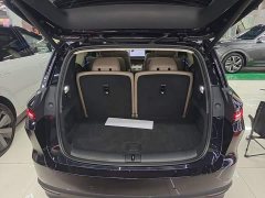 Li Auto i8 Standard Edition - ფოტო 18