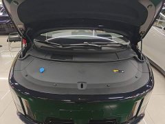 Li Auto i8 Standard Edition - ფოტო 19