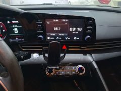 Hyundai Elantra 1.5L CVT GLX Elite - ფოტო 12