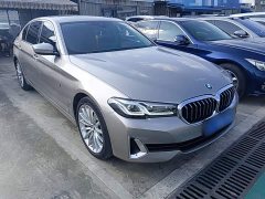BMW 5 Series 530Li Luxury Edition Premium Package - ფოტო 3