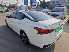 Nissan Teana 2.0L XL Comfort - ფოტო 4