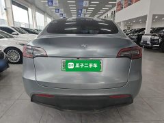 Tesla Model Y Standard Range RWD - ფოტო 5