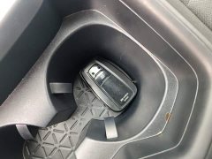 Toyota RAV4 2.0L CVT FWD Fashion Edition - ფოტო 8