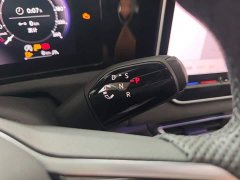 Volkswagen Tiguan L PRO 380TSI AWD R-Line Premium Edition - ფოტო 18