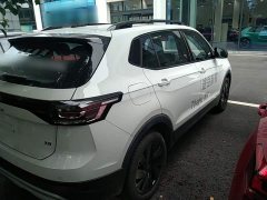 Volkswagen Touareg Sharp 300TSI Sharp Enjoy Edition - ფოტო 6