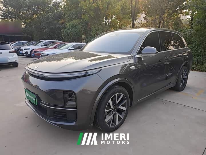 Li Auto L8 Pro
