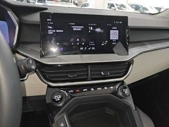 Lynk & Co 06 EM-P PHEV 84KM Range Pro - ფოტო 12