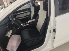 Geely Emgrand L 1.4T CVT Premier - ფოტო 14