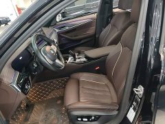 BMW 5 Series 530Li Luxury M Sport Package - ფოტო 14