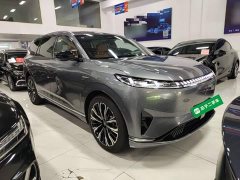 BMW eπ008 Six-Seat Pure Electric Family Comfort Edition - ფოტო 3