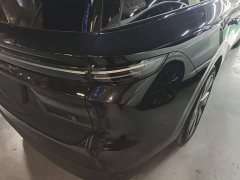 Li Auto i8 Standard Edition - ფოტო 7
