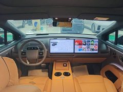 Li Auto i8 Standard Edition - ფოტო 9