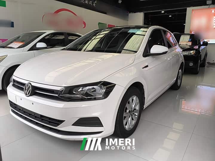 Volkswagen Polo Plus 1.5L Automatic Colorful Tech Edition
