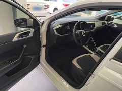 Volkswagen Polo Plus 1.5L Automatic Colorful Tech Edition - ფოტო 15